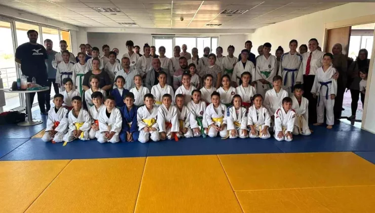 Afyonkarahisar ve Uşak’ta Judo Zafer Turnuvası düzenlendi