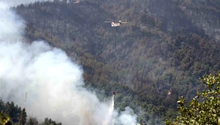 Uşak’ın Eşme ilçesinde devam eden orman yangınına müdahale sürüyor